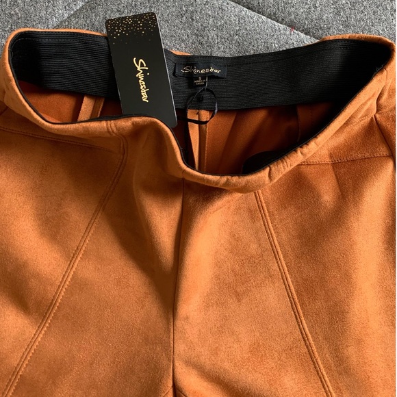 NWT! Fashion Nova Faux Suede Cognac Colored Pants - Picture 5 of 8